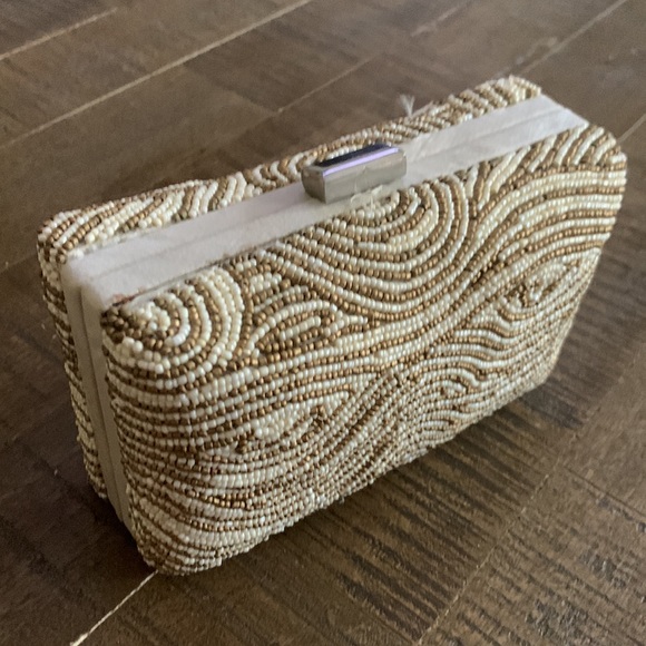 Vintage Mount Beaded Clutch - Picture 12 of 12